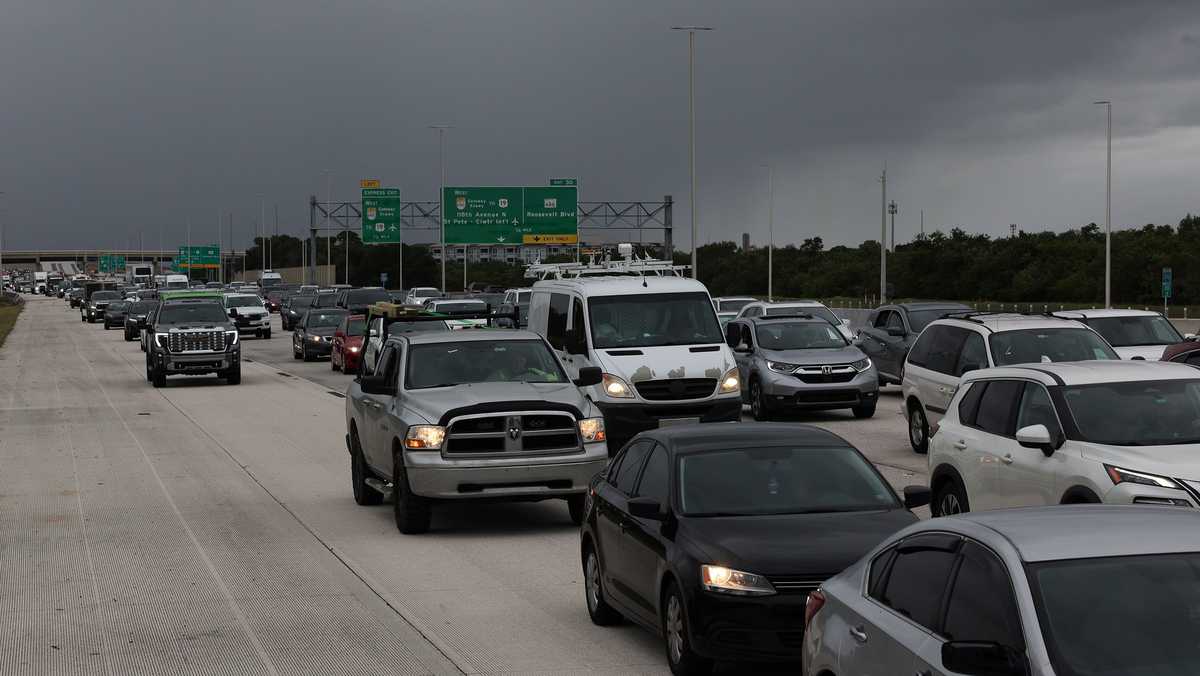 The challenges Floridians are facing while trying to evacuate [Video]