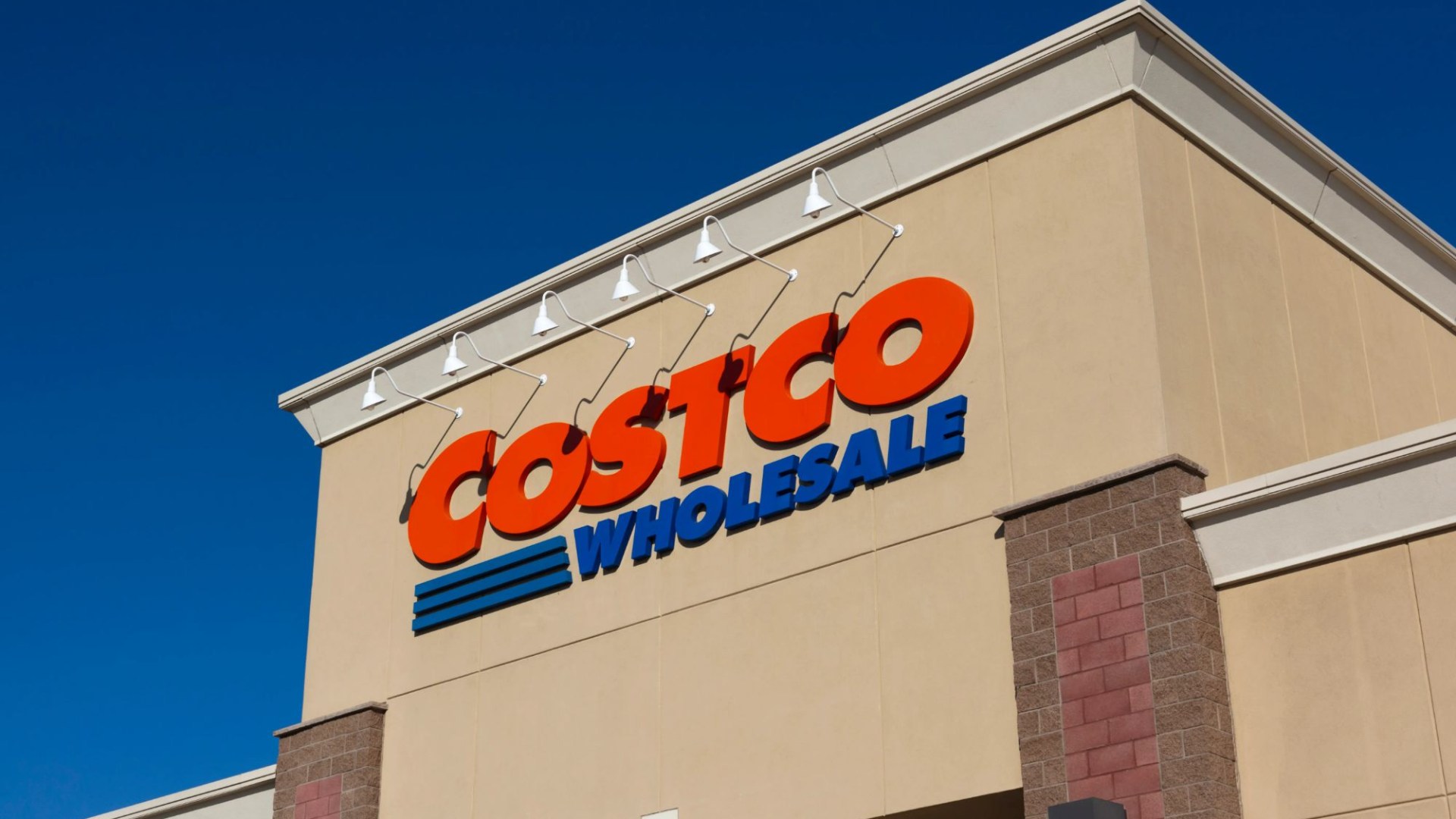 Costco shoppers spot viral candy that’s selling out in stores – the ‘tasty’ snack comes in 3 different flavors [Video]