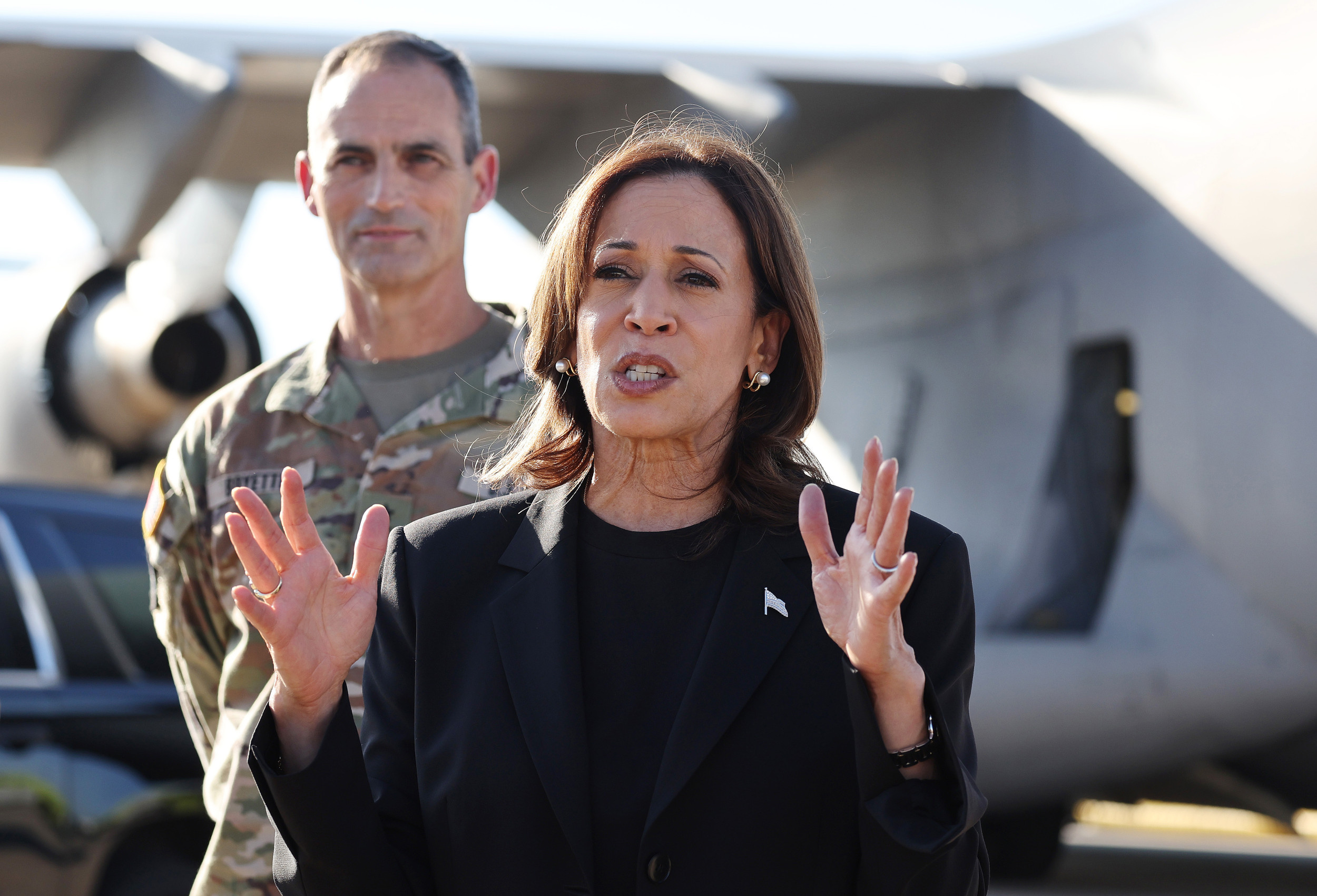 Kamala Harris’ Hurricane Response Hurting Her Among Swing Voters: Analysis [Video]