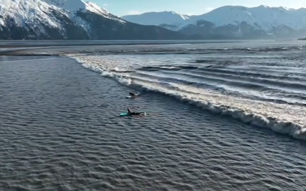 Internet in Awe As Surfers Ride ‘Insane’ Rare Wave in Alaska [Video]