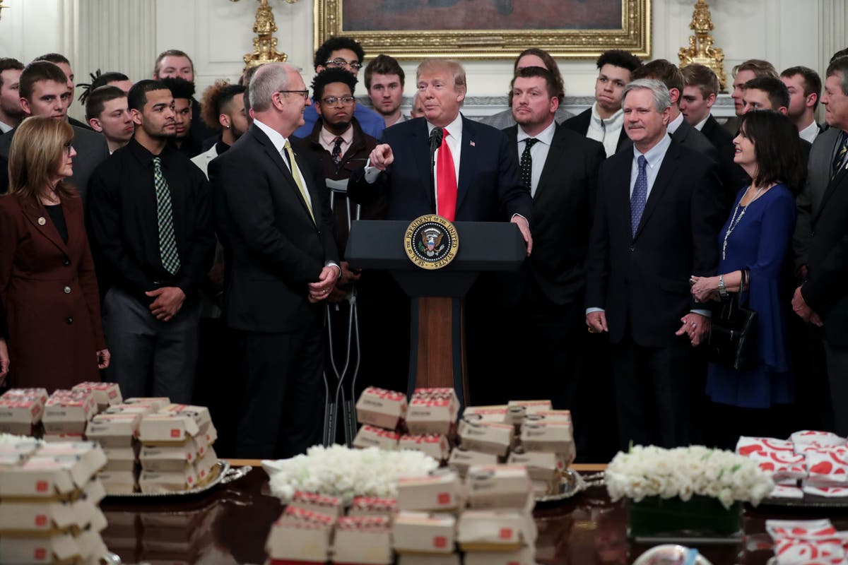 Trumps campaign has spent a whopping amount on fast food – heres the breakdown [Video]