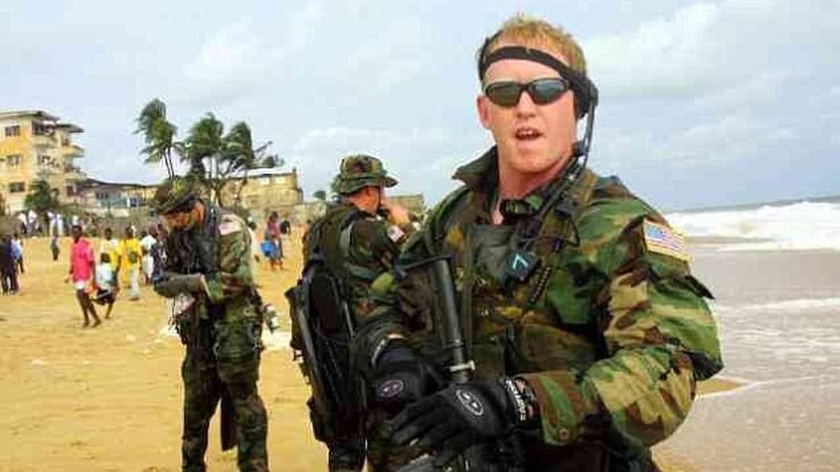 Navy SEAL who shot Osama Bin Laden issues stern warning to Joe Biden and his successor after Israel eliminated Hamas leader Yahya Sinwar [Video]