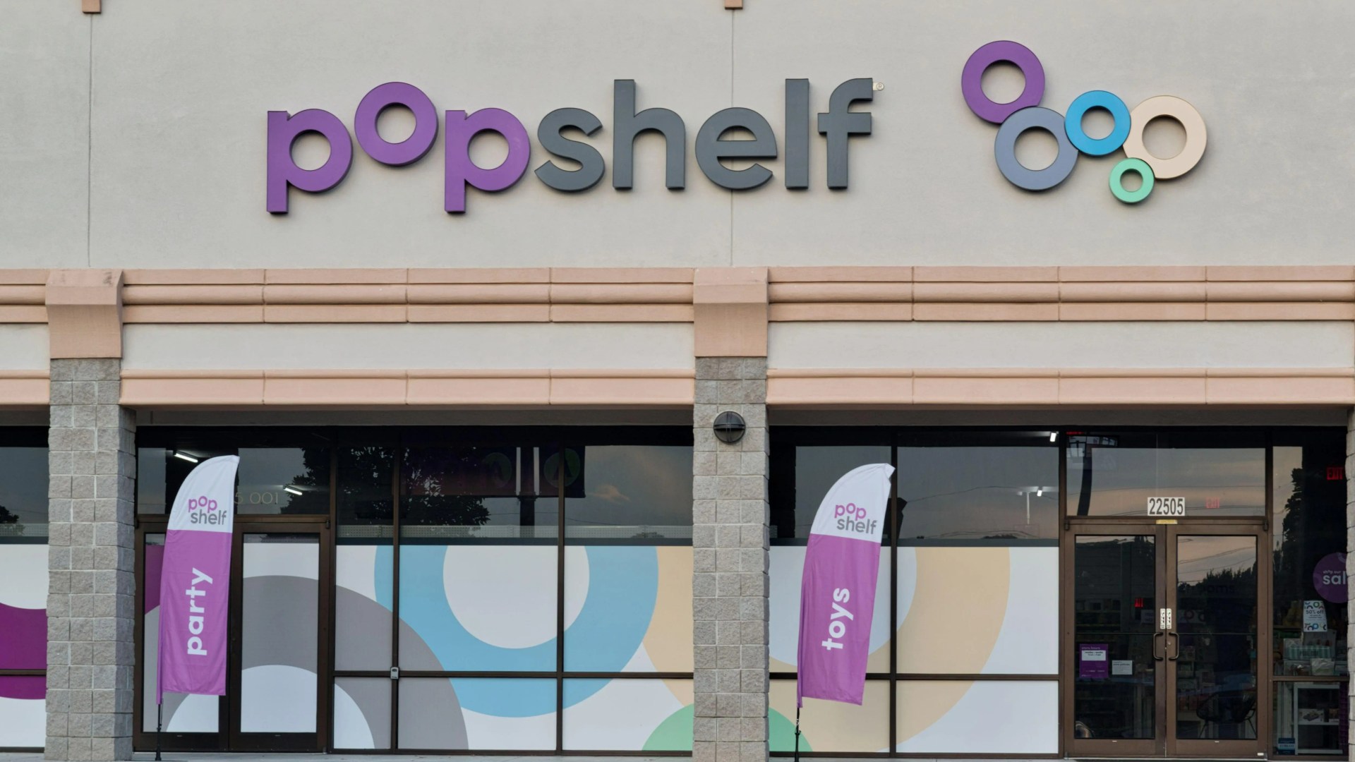 Dollar General’s pOpshelf brand reveals new ‘store concept’ and loyalty program where fans can score 20% off coupons [Video]