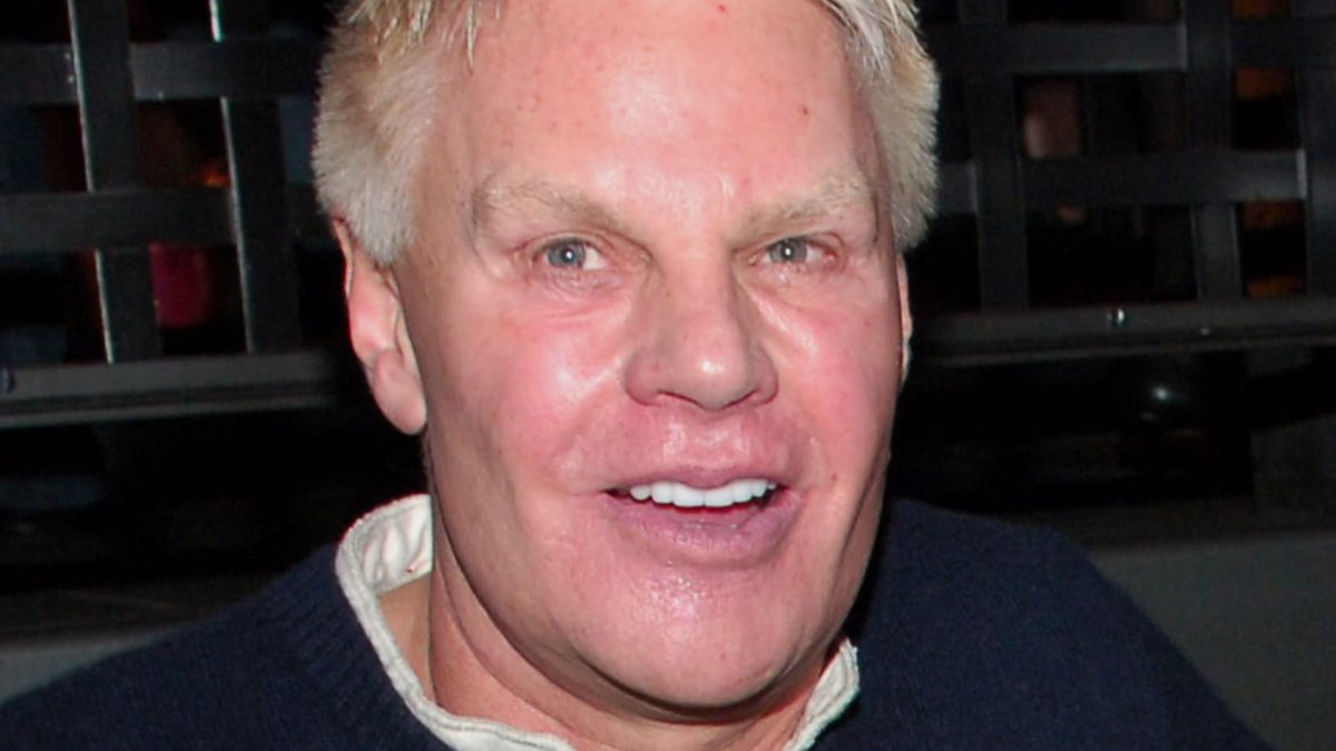 Long Island court awaits Abercrombie & Fitch CEO  NBC 6 South Florida [Video]