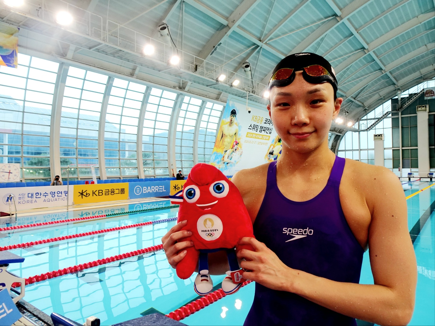 South Korean Swimmers Break 20 National Records at World Cup Stop in Incheon [Video]