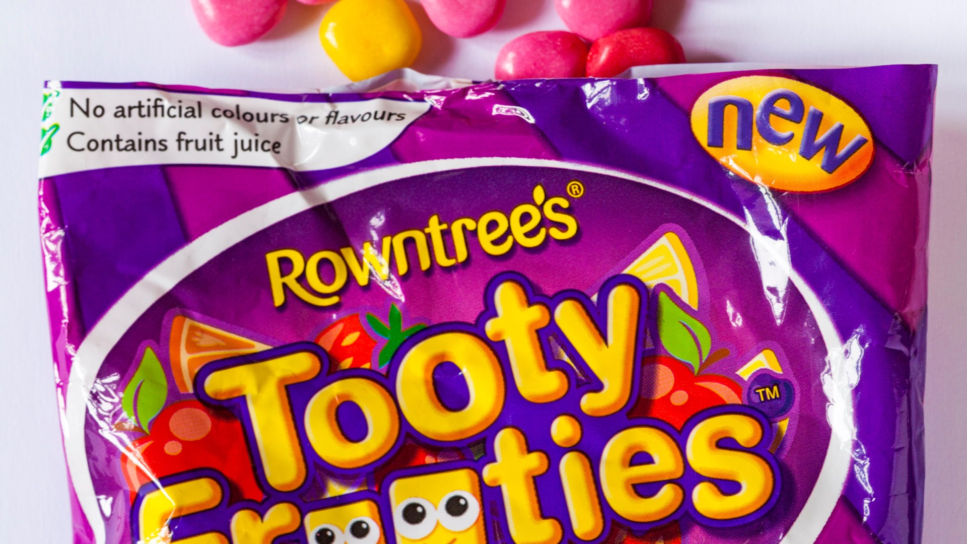 Tooty Frooties: why and when were the Rowntrees sweets discontinued? [Video]