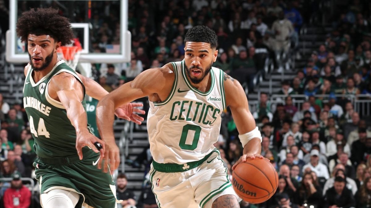 Jayson Tatum leads comeback win in Milwaukee  NECN [Video]