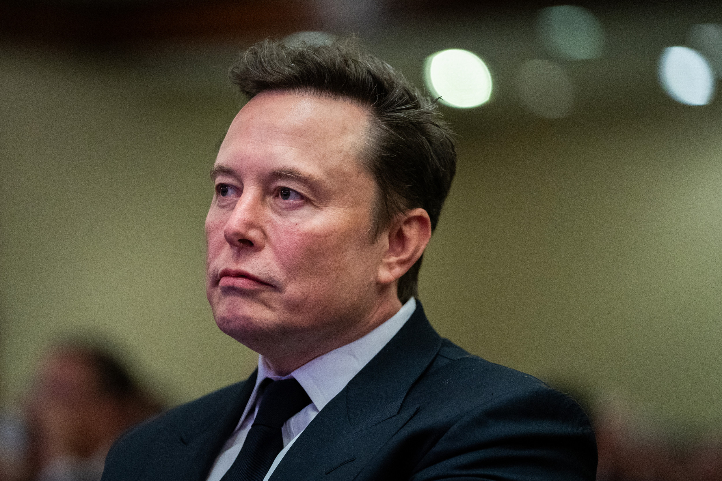 Elon Musk Hides X Engagement Figures Amid User Exodus [Video]