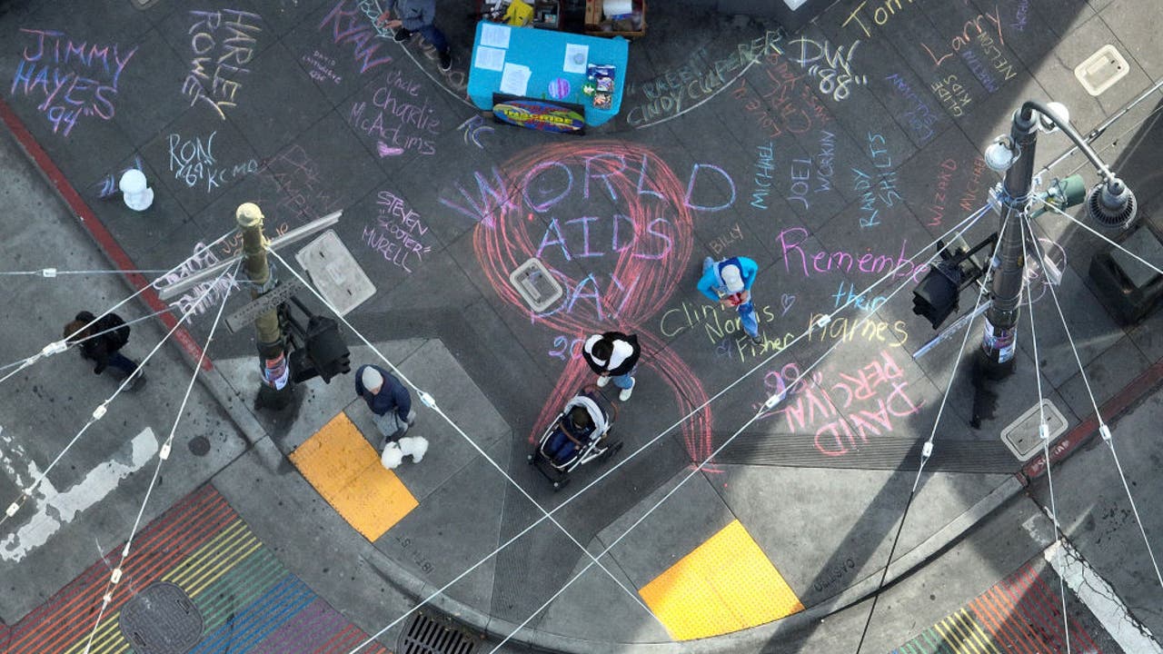 San Francisco leaders aim to remember lives lost, educate next generation on World Aids Day [Video]