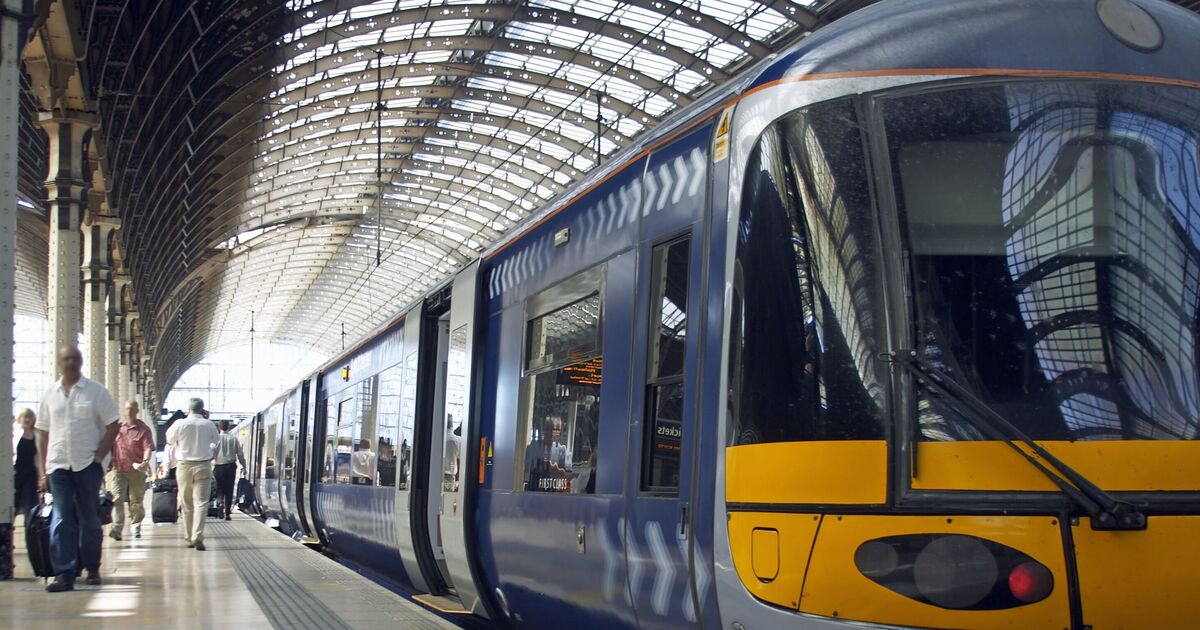 American tourist mocked by Brits after making bizarre claim about train stations | UK | News [Video]