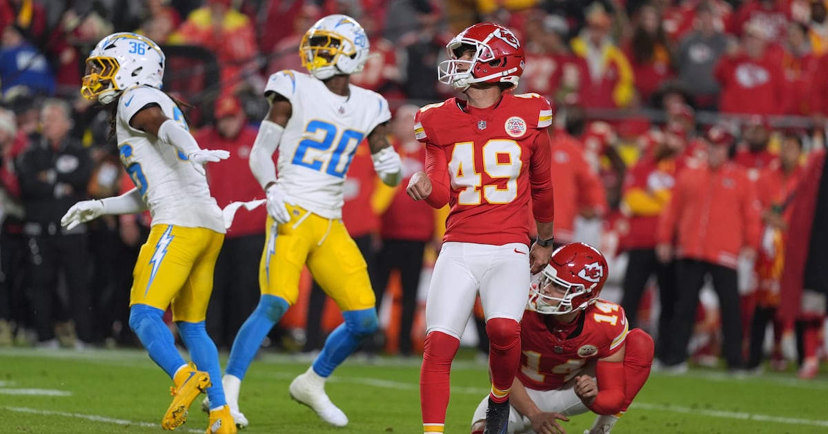 Another final-second victory puts the Chiefs in prime spot to secure AFC’s No. 1 seed: Analysis  Boston 25 News [Video]