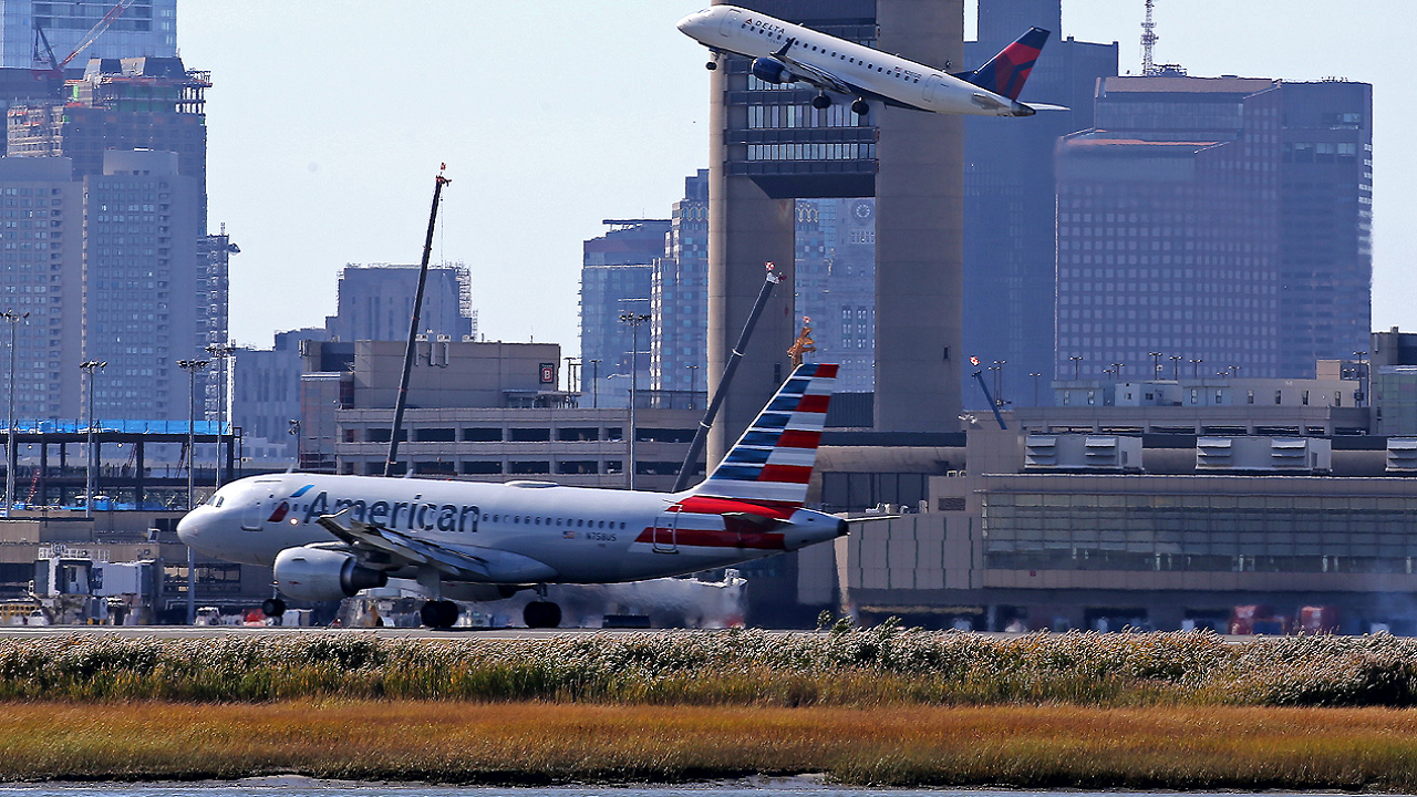 2 Massachusetts men arrested for flying drone ‘dangerously close’ to Boston airport [Video]