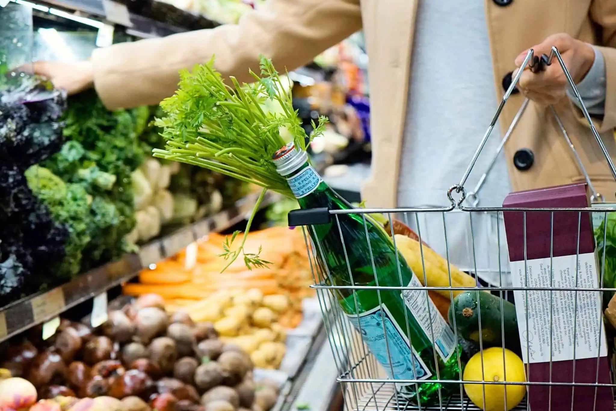 RANKING: Where Canadians grocery shop has changed [Video]