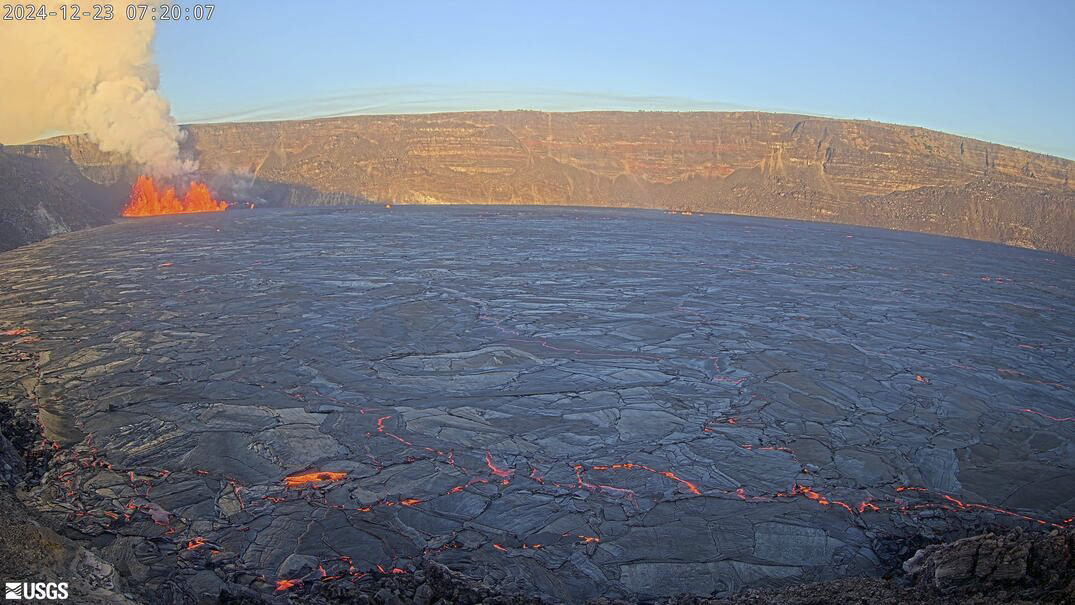 Volcanic Smog Threatens Hawaii as Kilauea Erupts Again [Video]