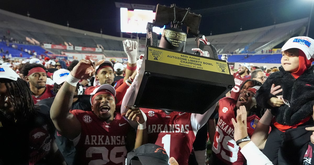 Taylen Green leads Arkansas to 39-26 victory over Texas Tech in the Liberty Bowl  WSOC TV [Video]