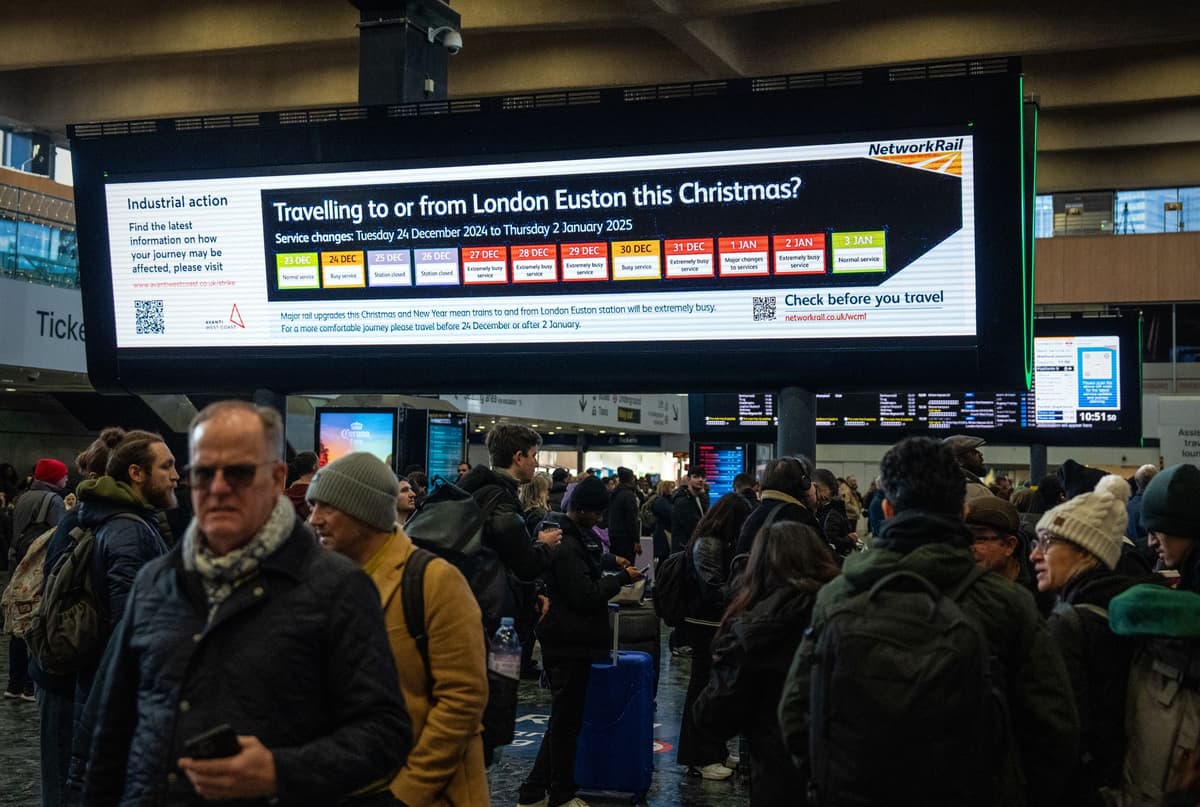 Euston trains disrupted as Avanti West Coast managers go on strike [Video]