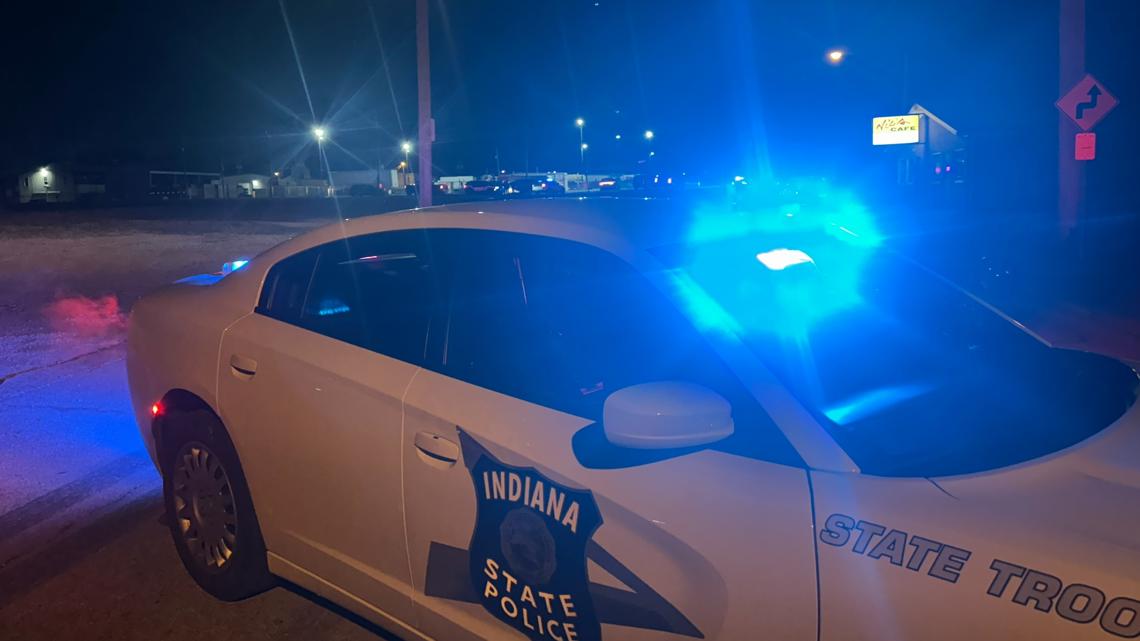 Authorities still searching for man accused of shooting Indiana deputy [Video]