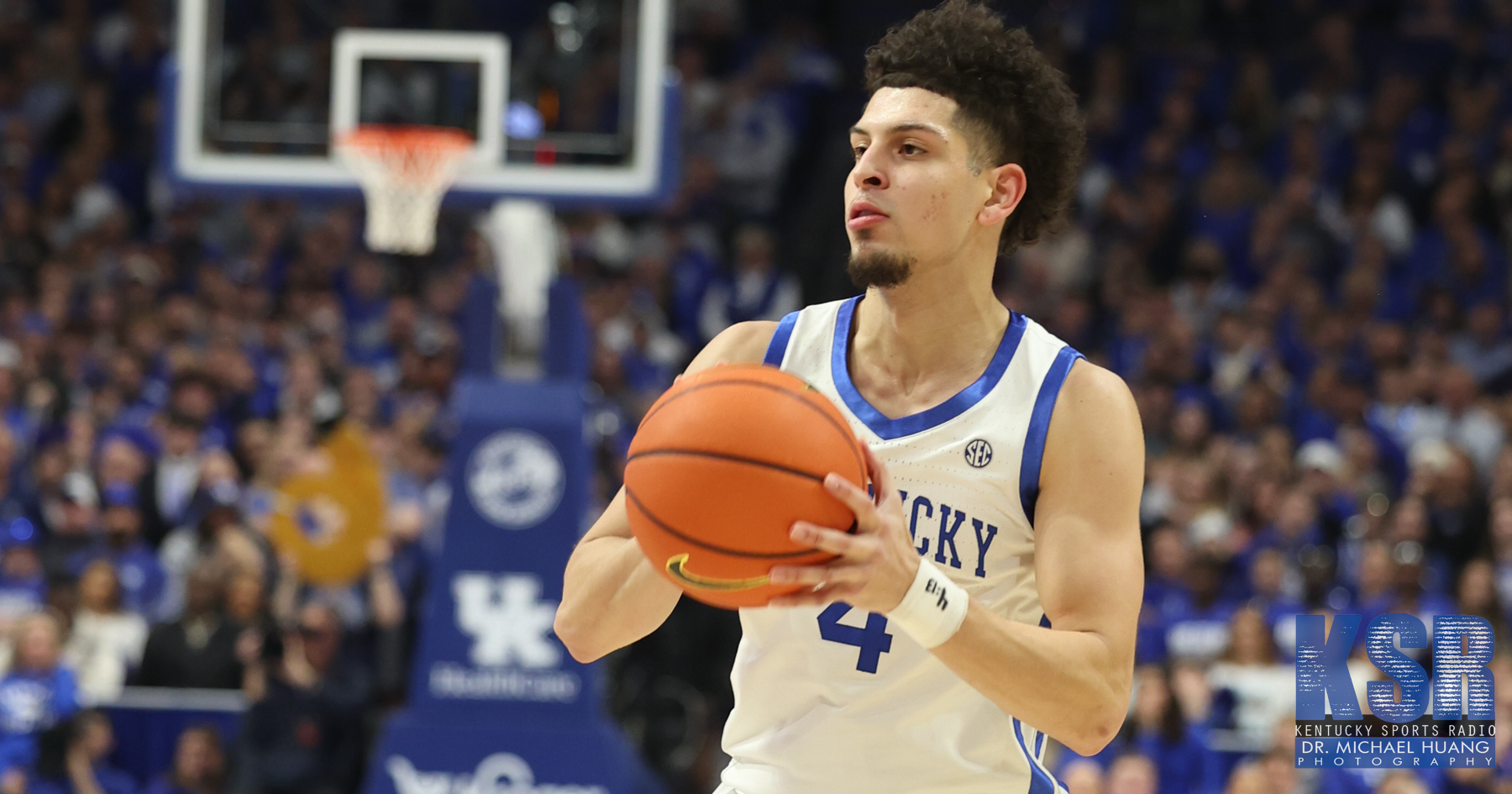 Kentucky turns two double-digit scoring runs into 10-point halftime lead [Video]